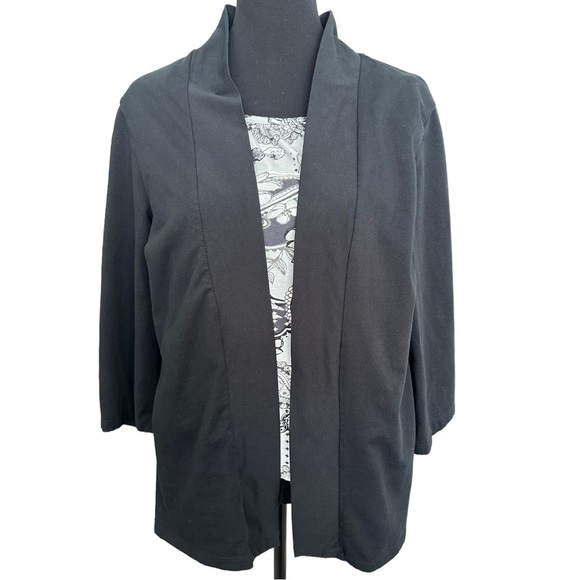 Tops - Denim & Company 2 in 1 black and white top. Women’s size XL